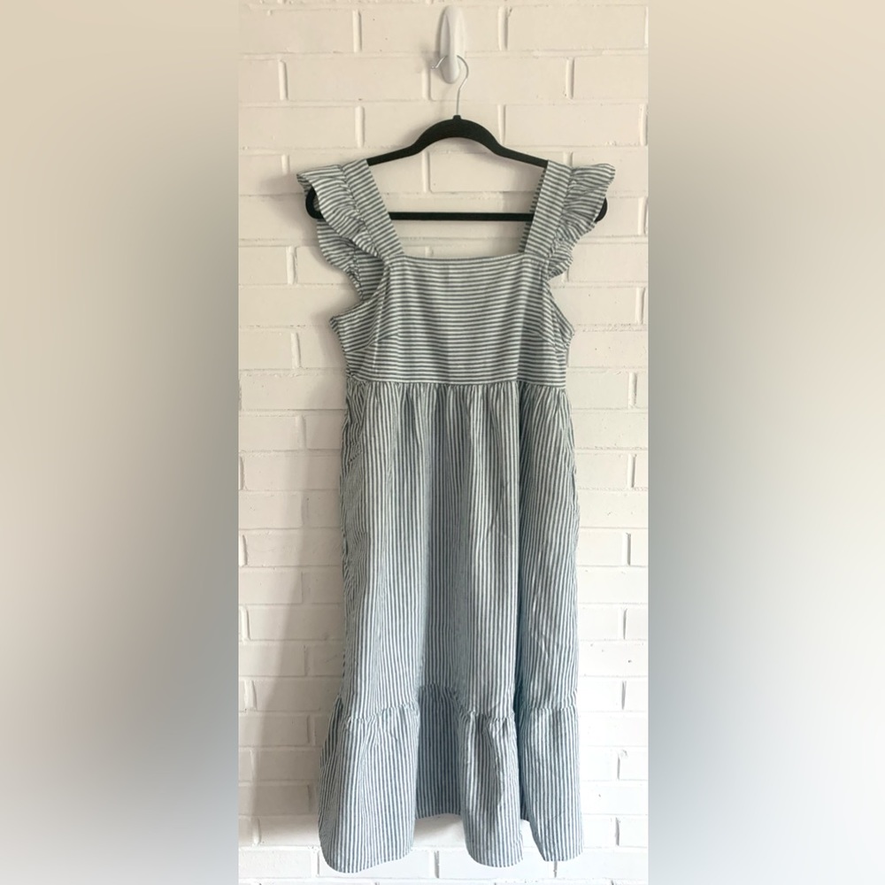 Universal Thread Blue and White Striped Maxi Dress